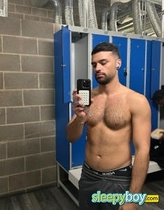 male rent boy London Davide