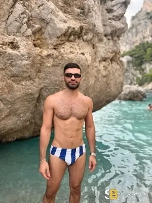 Gay Escort Davide 25yr - gangbang