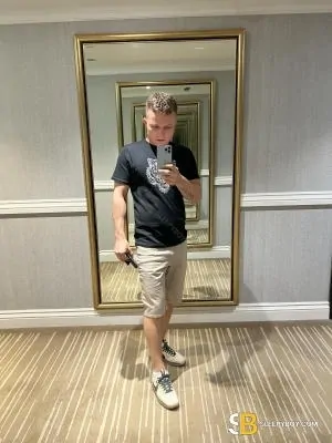Gay Escort Dan English 26yr - sauna
