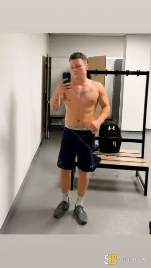 Bisexual Escort Dan English 29yr - rimming