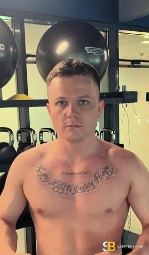 Bisexual Escort Dan English 29yr - rimming