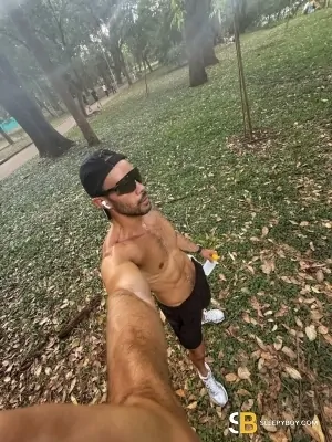 Bisexual Escort Adam 26yr - gangbang