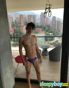 male escort Paddington Derick