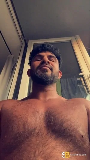Bisexual Escort Jafar 33yr - trios