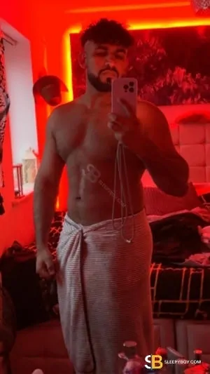 Bisexual Escort Jafar 33yr - trios