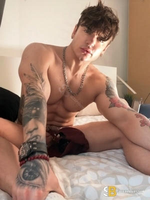 Bisexual Escort Vince Br 25yr - trios