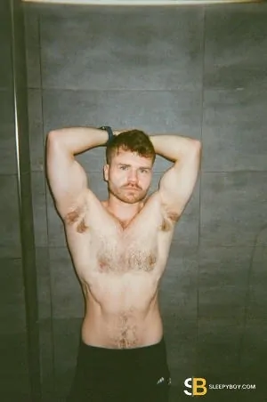 Gay Escort Eddy 27yr - blowjob