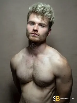 Gay Escort Eddy 25yr - blowjob