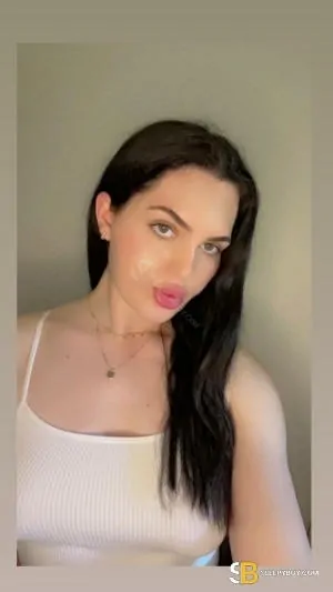 Bisexual Escort Lucia 23yr - gangbang