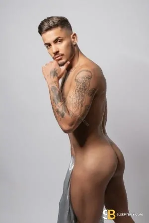 Gay Escort Tales_brazilian_xxl 22yr - always safe sex