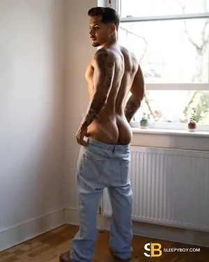 Gay Escort Tales_brazilian_xxl 25yr - trios