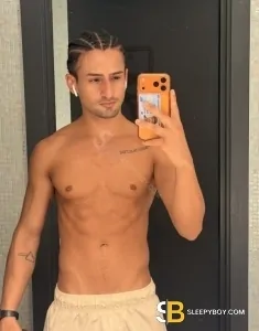 male escort Camden Town Lucas Twink