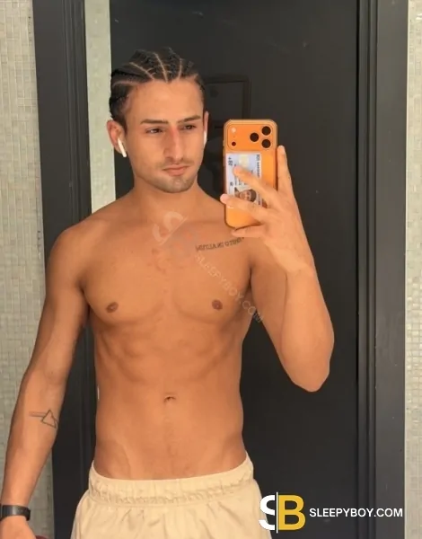 male escort London Lucas Twink