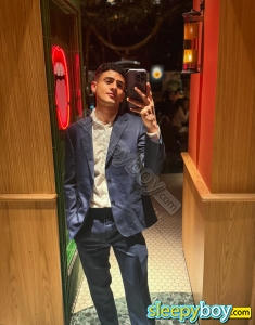 male escort Camden Town Lucas Twink