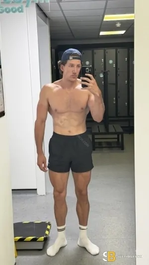 Gay Escort James 29yr - always safe sex