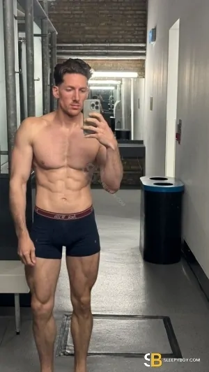 Gay Escort James 29yr - always safe sex