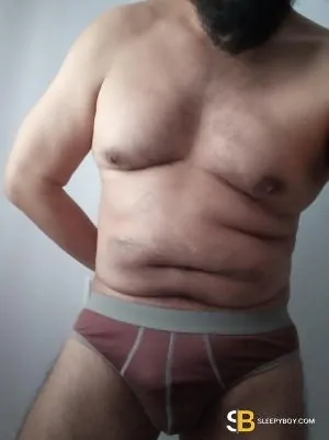 Gay Escort Alan Aldo 36yr - licking