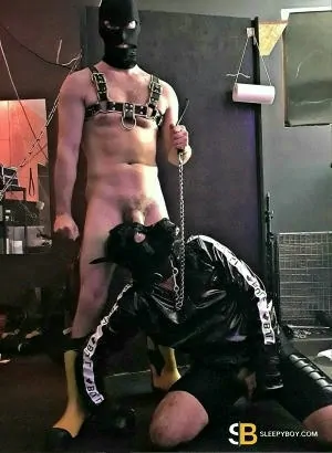 Gay Escort Lucas 28yr - licking