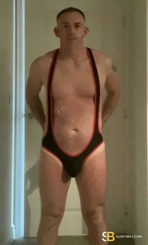 Gay Escort David 40yr - double penetration