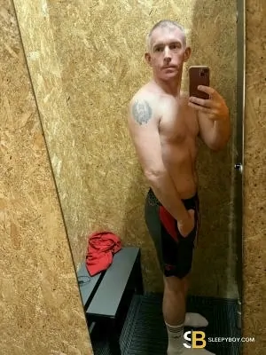 Gay Escort David 40yr - double penetration