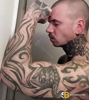 Bisexual Escort King 30yr - blowjob