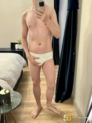 Gay Escort Mark 26yr - role