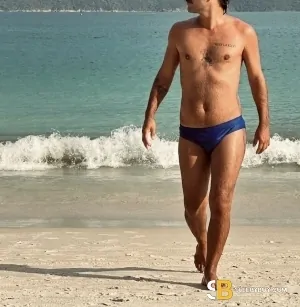 Gay Escort Felipexxl 31yr - trios