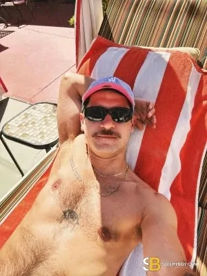 Gay Escort Felipexxl 31yr - trios