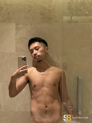 Gay Escort Tpbldnvers 22yr - double penetration