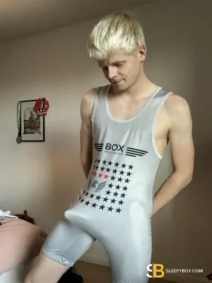 Gay Escort Kay 24yr - rimming