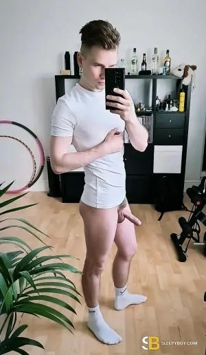 Gay Escort Kamyk 23yr - masseur