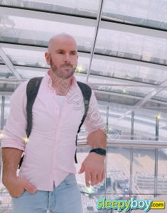 male rent boy London Tomasz