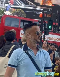 male rent boy London Ali