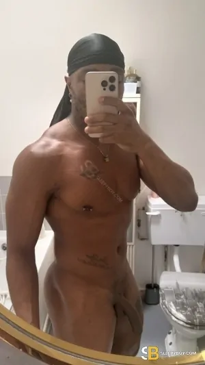 Bisexual Escort Johannes 41yr - trios