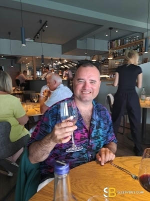 Bisexual Escort &pound;150 1 Hours... 39yr - always safe sex