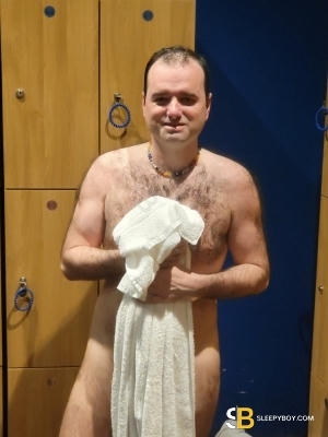 Bisexual Escort Luke 39yr - cum on body