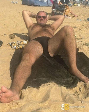 Bisexual Escort Luke 40yr - trios