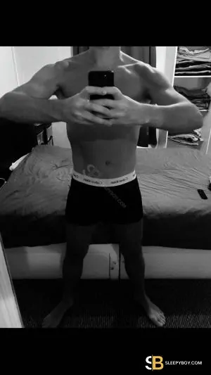 Bisexual Escort Xxxl90 30yr - gangbang