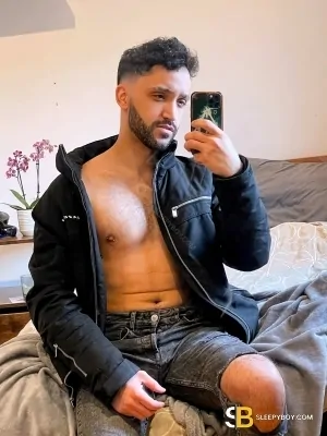 Gay Escort Patrick 26yr - double penetration