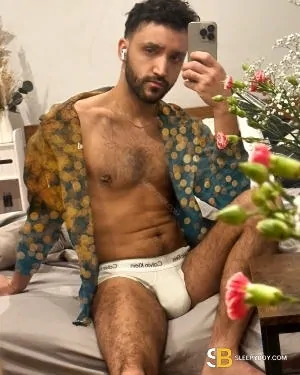 Gay Escort Patrick 26yr - double penetration