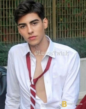 Gay Escort Lucca Twink 19yr - always safe sex