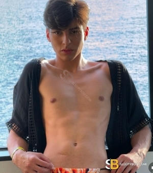 Gay Escort Lucca Twink 19yr - always safe sex