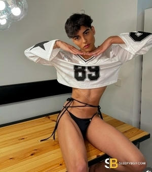 Gay Escort Lucca Twink 19yr - always safe sex