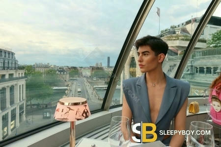 Gay Escort Lucca Twink 22yr - blowjob