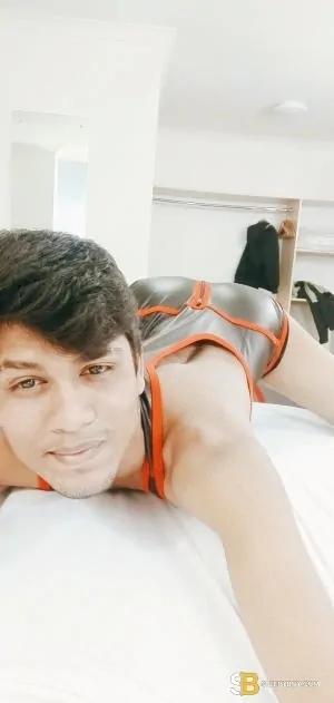 Gay Escort Tarun 25yr - masseur