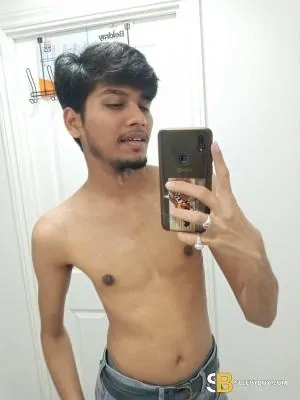 Gay Escort Tarun 26yr - masseur