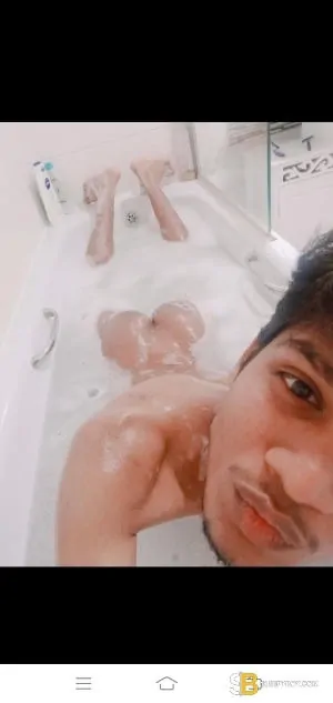 Gay Escort Tarun 26yr - masseur