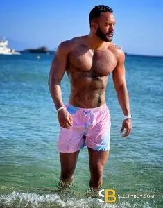 male escort London Bruno Reis
