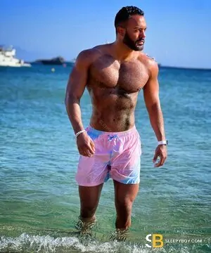 Gay Escort Bruno Reis 30yr - trios