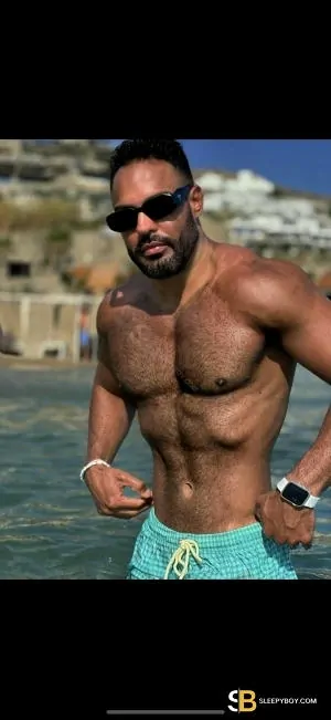 Gay Escort Bruno Reis 30yr - masseur